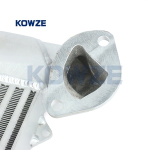 17900-51020 Kits de refroidisseur intermédiaire de moteur de voiture Kowze pour <span class=keywords><strong>Toyota</strong></span> Land Cruiser Lexus <span class=keywords><strong>LX</strong></span> 1790051020 Landcruiser OEM ODM Chine pièces de voiture - Product Image 3