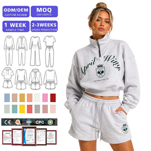 Ensemble 2 pièces pour femme : Sweat-shirt court à demi-zip et col montant avec imprimé lettres et écusson, et short à cordon de serrage avec poches, en polaire douce, BSCI OEM - Product Image 1
