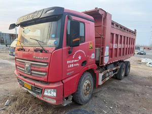 Camion benne Hanvan G7 6x4 375 CV d'occasion 2021 avec benne robuste pour le transport d'engins - Product Image 3