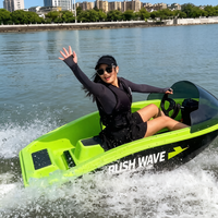 Bateau de karting électrique mini à deux places Rush Wave personnalisé, alimenté par batterie, en matériau ASA, vitesse maximale de 50 km/h en mer