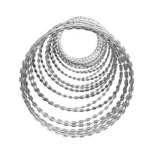 <span class=keywords><strong>ลวดหนาม</strong></span>ชุบสังกะสี ขนาด 2.5 มม. ยาว 800 <span class=keywords><strong>เมตร</strong></span> น้ำหนัก 10 กก. <span class=keywords><strong>ราคา</strong></span>โรงงาน สำหรับป้องกันกำแพง รั้วบ้าน รักษาความปลอดภัย - Product Image 1