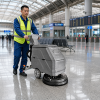 Nettoyeur de sol professionnel CleanHorse H20 Walk Behind 2300 ㎡ Machine de nettoyage des sols pour centre de distribution d'entrepôt