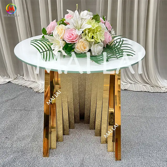 قاعدة عش مستديرة الذهب الفولاذ المقاوم للصدأ مع الزجاج الأبيض عرض كعكة الزفاف الجدول