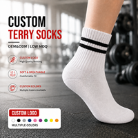 Chaussettes de cyclisme épaisses antibactériennes personnalisées OEM, avec coussinets en tissu éponge, faible MOQ, logo brodé, évacuation de l'humidité, pour fitness et gym