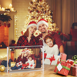 Hot Sell Traditional Medium Square Double Sided Clear <b>Acrylic</b> Photo <b>Frames</b> & Fridge Magnets for Room Decor - Product Image 3