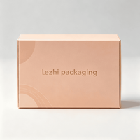 Caja de Regalo Magnética Plegable al por Mayor, Laminación Negra Mate, Impresión en Relieve, Papel de Arte, Estilo Carpeta