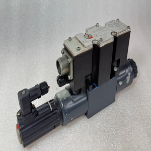 New and in Stock <strong>Ergotech</strong>/- 4wree 6 W32-22/g24k31/a1v=de Proportional Valve. for Plc, Pac &amp; Dedicated Ctrlrs - Product Image 1
