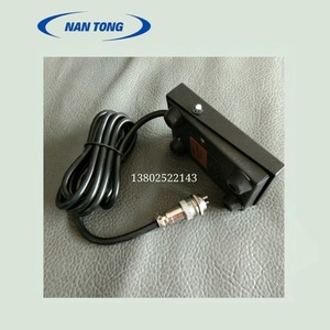 Interrupteur à pédale en métal Nantong pour machines industrielles, contrôle des équipements d'impression et d'emballage - Product Image 1