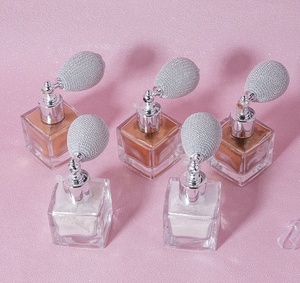 Venta al por mayor logotipo personalizado nueva belleza vegano <span class=keywords><strong>polvo</strong></span> suelto resaltador Etiqueta Privada líquido cara cuerpo resaltador Mineral <span class=keywords><strong>polvo</strong></span> <span class=keywords><strong>Spray</strong></span> - Product Image 3