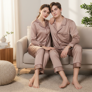 Pijamas <span class=keywords><strong>de</strong></span> Seda Satinada Personalizadas, Pijamas <span class=keywords><strong>de</strong></span> Lujo <span class=keywords><strong>de</strong></span> Manga Larga para Parejas - Product Image 2
