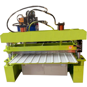 <span class=keywords><strong>Machine</strong></span> automatique personnalisée en usine pour la fabrication de rouleaux de tuiles de toiture en métal <span class=keywords><strong>Machine</strong></span> pour le formage de toitures - Product Image 1