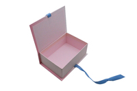 Boîte cadeau rigide pliable magnétique biodégradable et recyclable, écologique, avec gaufrage, doublure en éponge, emballage de luxe, pelliculage mat