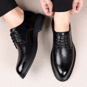 Chaussures Richelieu en cuir pour hommes, à bout pointu, noires, pour mariage d'automne, à semelle souple, à lacets, pour tenue de cérémonie et d'affaires - Product Image 3