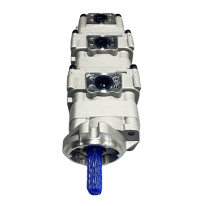 Bomba de Engranajes Triple Nueva de Alta Calidad GID 705-41-08090 para Excavadora PC40R con Madera y 6 Meses de Garantía - Product Image 1