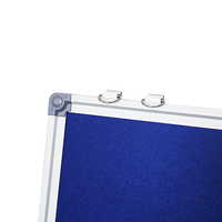 Tablero de anuncios de tela azul con logotipo personalizado, marco de aluminio de 45x60 cm, material de corcho para reuniones de oficina y exhibición de mensajes