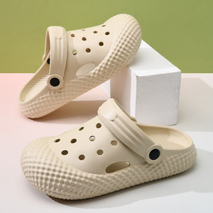 Women's <b>Clogs</b> Summer Outdoor Wear Thick Soled EVA Breathable Non Slip Closed Toe Slippers For Men And Women - Product Image 1