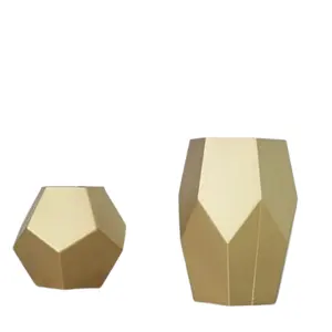 Pots de fleurs faits à la main pour hôtels et restaurants Décor attrayant pour la maison et vase à fleurs intérieur fini or - Product Image 1