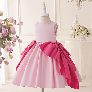 Robe de luxe 2026 pour fille d'honneur, plissée à étages, style princesse, pour tout-petits, idéale pour les fêtes d'anniversaire et les spectacles sur scène - Product Image 1