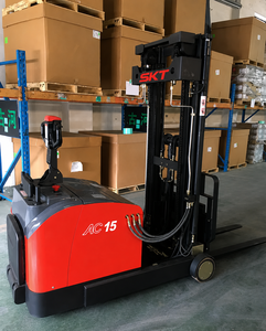 CQDM15-810 1500kg High Lift Electric Stacker with 24V Lead-acid <b>Battery</b> - Product Image 2