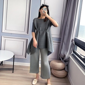 Vendita calda in tinta unita Slim plissettato classico Versatile Top a vita sottile <span class=keywords><strong>abbigliamento</strong></span> da <span class=keywords><strong>donna</strong></span> <span class=keywords><strong>oversize</strong></span> elegante - Product Image 5