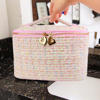 Petit Fragrance Personnalisé Grande Capacité Portable Train Case Cosmétique Sac Étanche Fermeture Éclair Pliable Suspendu Logo Cosmétique Case