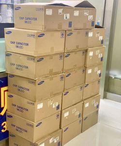 Ruijia mới ban đầu tích hợp mạch <span class=keywords><strong>EpM7128EQC160</strong></span>-15 QFP epm7128 <span class=keywords><strong>epm7128eqc160</strong></span> - Product Image 6