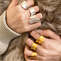 Vershal 18K Echtvergoldeter Kupfer Gebürsteter Offener Ring Breiter Bandring Minimalistischer Luxus Stapelbarer Fingerschmuck für Frauen