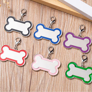 Plaque d'identification pour animaux de compagnie en métal plaqué blanc de qualité supérieure, logo personnalisé, gravure personnalisée, impression typographique, motif os coloré - Product Image 2