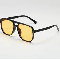 Nouvelle Tendance Lunettes de Soleil Oversize Rétro à Double Pont Rayures Noires et Blanches Élégantes pour Femme Monture Carrée en PC