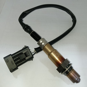 Sensor de oxígeno de alta calidad MS87032 Sensor de oxígeno de motocicleta de cuatro líneas para CF MOTO BOSCH - Product Image 2