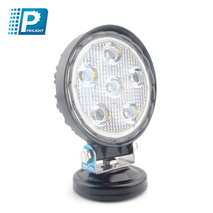 4X4 Vòng LED Làm Việc Ánh Sáng 18W Offroad LED Làm Việc Ánh Sáng Xe Tải SUV ATV Máy Kéo LED Làm Việc Ánh Sáng - Product Image 4