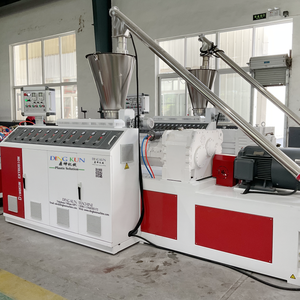 Machine <span class=keywords><strong>de</strong></span> fabrication <span class=keywords><strong>de</strong></span> panneaux muraux en <span class=keywords><strong>PVC</strong></span> WPC à haut rendement, ligne <span class=keywords><strong>de</strong></span> production d'extrusion <span class=keywords><strong>de</strong></span> revêtements muraux en plastique - Product Image 5