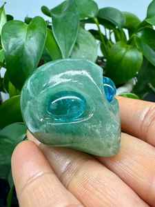 Crânes d'Aliens Sculptés en Cristal Naturel et Pierres Semi-Précieuses, Ornements en Cristal Sculpté pour la Décoration de Bureau - Product Image 4