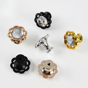 Personalizzabile Vintage floreale ABS plastica manopola del mobile finitura antico comodino cucina soggiorno mobili cassetto in difficoltà - Product Image 3