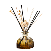 Luxuriöser Raumduft-Diffusor mit Geschenkbox Vintage Bernsteinfarbene Glasflasche Heimduft Aromatherapie-Öl-Set für Hoteldekoration Großhandel OEM