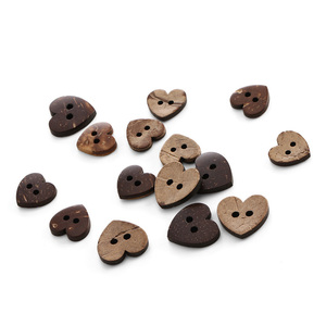 Hot bán Custom <span class=keywords><strong>made</strong></span> DIY phụ kiện 2 lỗ trái tim tự nhiên nút vỏ dừa để bán - Product Image 5