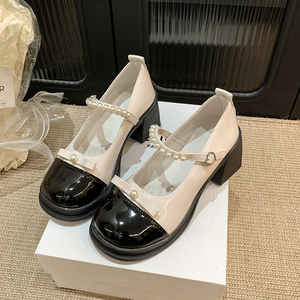 Los Nuevos <span class=keywords><strong>Tacones</strong></span> Altos de Plataforma Retro Franceses de 2026 Son Imprescindibles para Combinar <span class=keywords><strong>con</strong></span> Faldas - Product Image 3