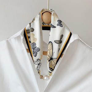 ผ้าพันคอผ้าไหมติดแม่เหล็กขนาด55*15ซม. ลาย2025มีกระดุมมุกสำหรั<span class=keywords><strong>บ</strong></span>ผู้หญิงผ้าพันคอลายทางแ<span class=keywords><strong>บ</strong></span><span class=keywords><strong>บ</strong></span><span class=keywords><strong>บ</strong></span>ูรณาการ - Product Image 4