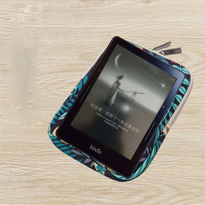 Funda de lona estilo floral para Kindle Paperwhite de 6 pulgadas - Product Image 3