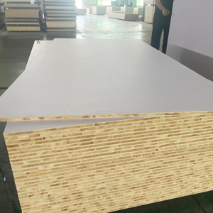 Nhà Máy Giá 4ft * 8ft 18 mét Trắng melamine blockboards/Đồ nội thất sử dụng gỗ cứng khối bảng với melamine mặt - Product Image 1