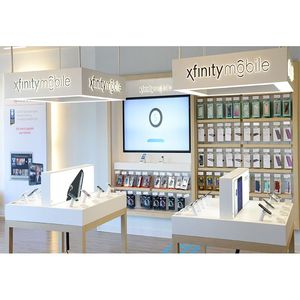 Expositor Moderno e Durável para Celulares com LED, Leve, Acabamento Impermeável e Materiais em Acrílico para Varejo - Product Image 1