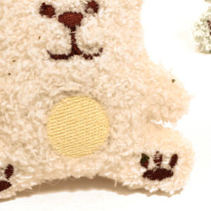 Juguete de peluche de oso y gato de 8*8 cm para amigos peludos, que promueve los instintos de caza naturales y la actividad física. - Product Image 2