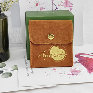 Bolsa de Terciopelo de Lujo Personalizada para Joyería, con Solapa, Bolsa de Joyería de Gamuza Sintética con Logotipo - Product Image 4