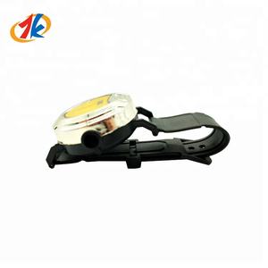 Lanceur d'eau de montre Blaster <span class=keywords><strong>Squirt</strong></span> 2024 Nouveaux articles promotionnels d'extérieur Jouets en plastique Jouets originaux pour enfants Jouet de lancement pour enfants - Product Image 3