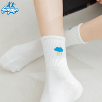 Service OEM Chaussettes en coton de haute qualité avec logo personnalisé Chaussettes drôles à la mode Chaussettes colorées à motifs pour femmes