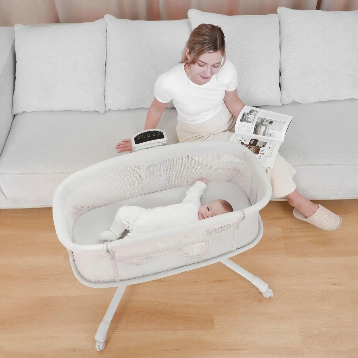 새로운 디자인 조정 가능한 놀이터 침대 다기능 자동 요람 스윙 신생아 요람 머리맡 아기를위한 전기 침대
