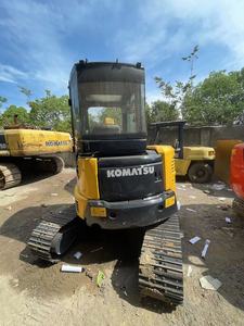 Mini-excavatrice sur chenilles Komatsu PC40MR d'occasion, faible nombre d'heures de travail, pour travaux de construction urbaine, aménagement paysager et travaux agricoles - Product Image 4