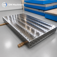 Table de soudage 3D haute précision anti-usure, plateforme de soudage flexible personnalisable D16 D28 pour travaux de soudage métallique en atelier