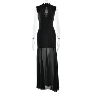 Vestido de noche largo con cuello halter, sin mangas, con aberturas y diseño de cola de pez para mujer, de color sólido y con diseño translúcido. - Product Image 5