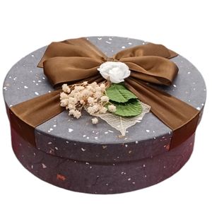 Scatola Rotonda Grigia con Fiocco 19,5x6cm - Product Image 1